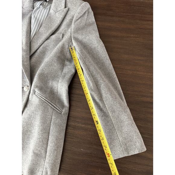 Veronica Beard Gray Double-Breasted Blazer - Picture 13 of 16